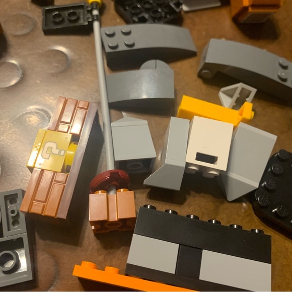 Lego Set Gears lot of Legos Bowser Castle Misc set - Picture 11 of 14